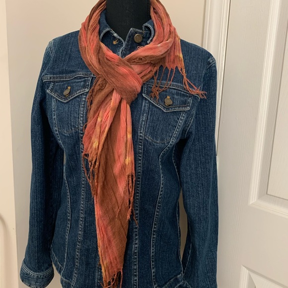 Jones fitted jean shirt/jacket. Slender fit jean shirt. - Picture 2 of 7